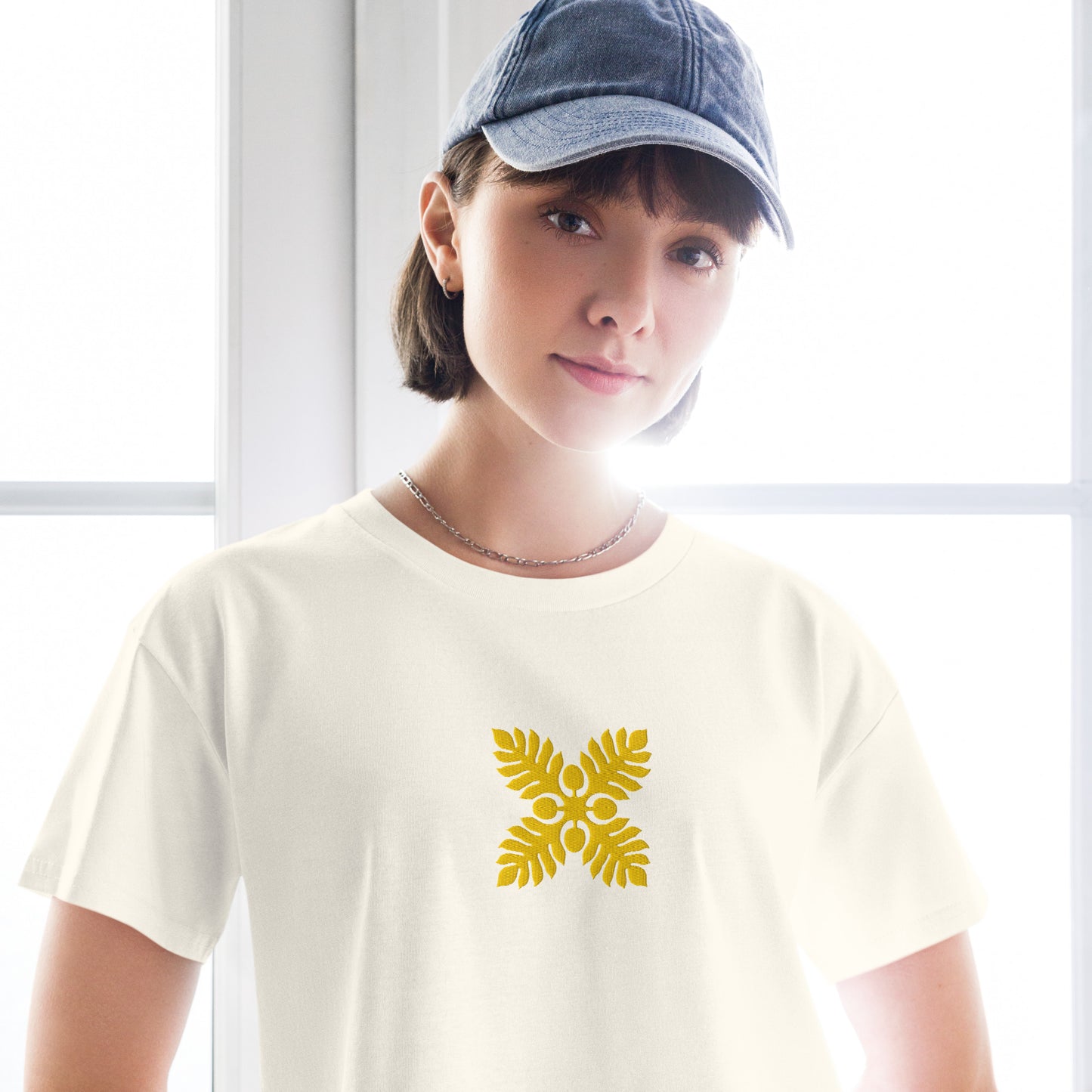 Hawaiian Breadfruit Quilt Embroidered Women’s Crop Top-T-Shirt-Bits of Aloha