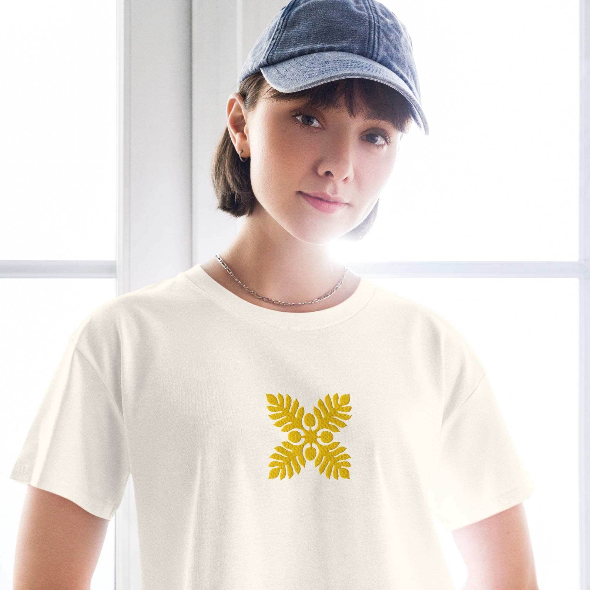 Hawaiian Breadfruit Quilt Embroidered Women’s Crop Top-T-Shirt-Bits of Aloha